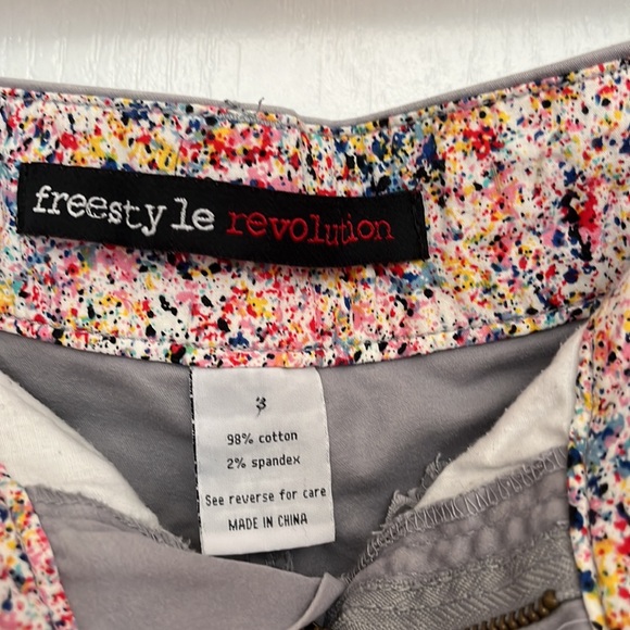 Juniors size 3 grey shorts - Picture 3 of 3